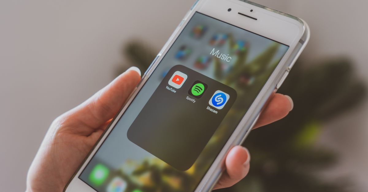 Qué es el fediverso y por qué cada vez se habla más de redes sociales descentralizadas